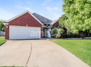 9132 Tyne Trl, Fort Worth, TX 76118