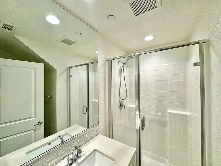 1285 Via Lucero — Photo 4