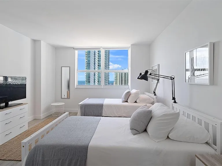 1155 Brickell Bay Dr #2203 — Photo 11
