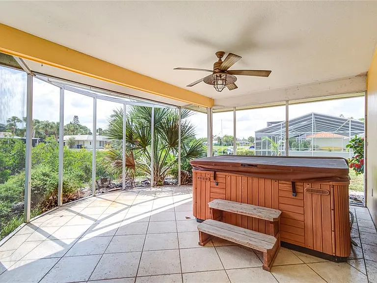 424 Bellini Cir — Photo 19