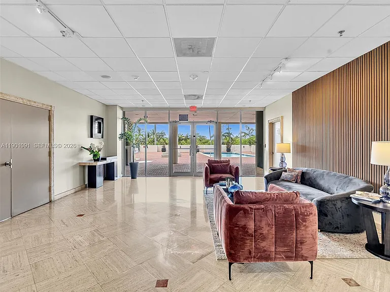 6422 Collins Ave #701 — Photo 51