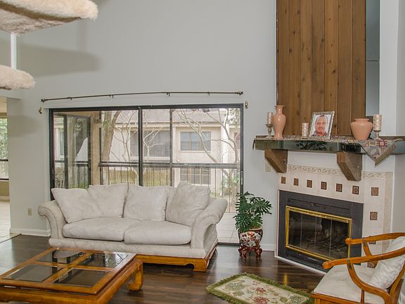 4th image of 4703 Puritan Cir