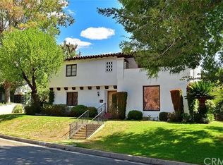 1710 La Cresta Dr, Pasadena, CA 91103