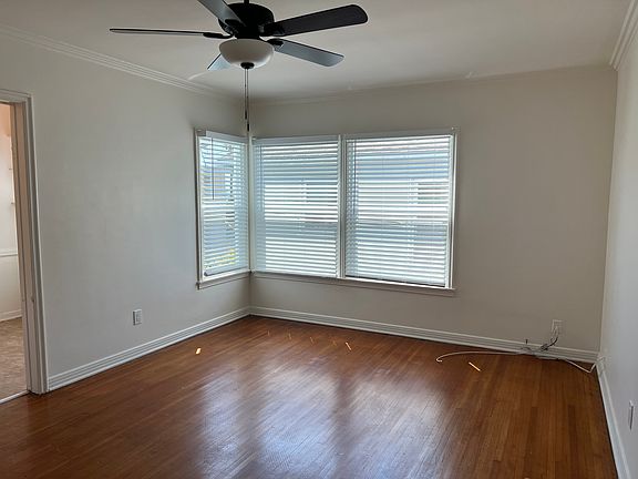 2nd image of 3409 E Ocean Blvd #9
