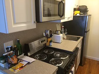 Rented by Easy Rental LLC