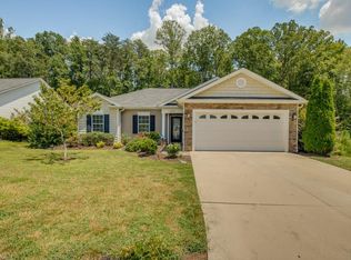 4907 Mount Hope Dr, Winston Salem, NC 27107