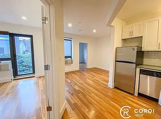 226 Vernon Ave #3B, Brooklyn, NY 11206