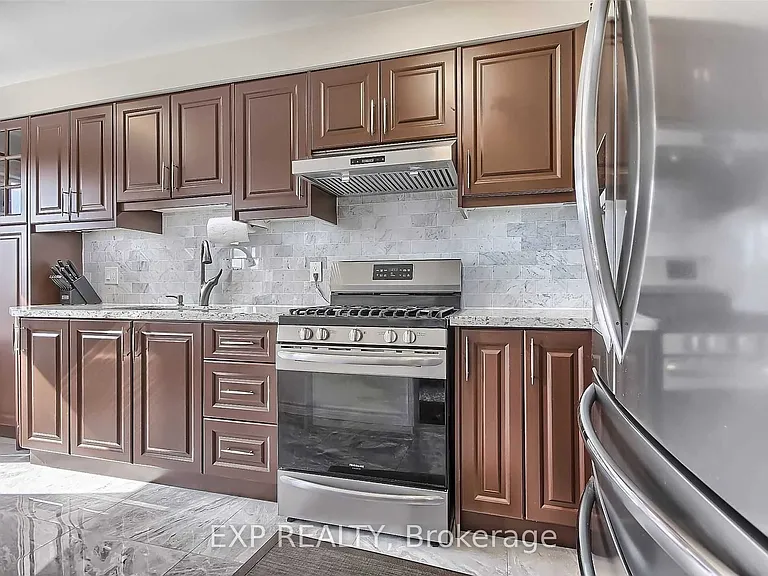 35H View Green Cres #UPPER — Photo 10