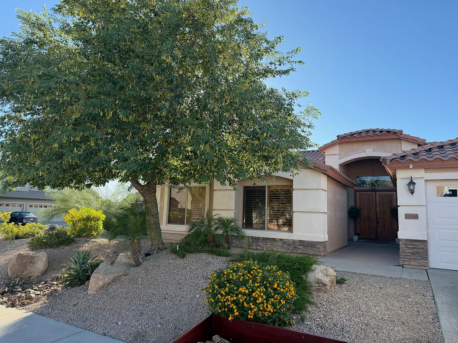 4 bed, 3000 sqft, $3,195 — Photo 3