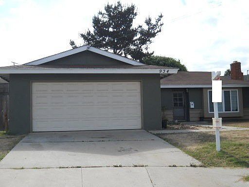 2nd image of 934 Nita Ct