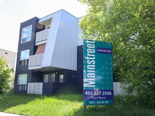 1607 4th St NW, Calgary, AB T2M 2Z1