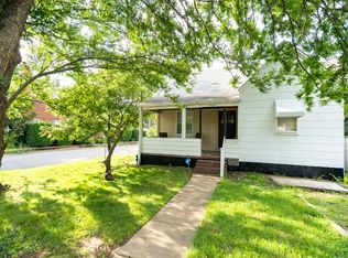 1037 16th St S, Arlington, VA 22202