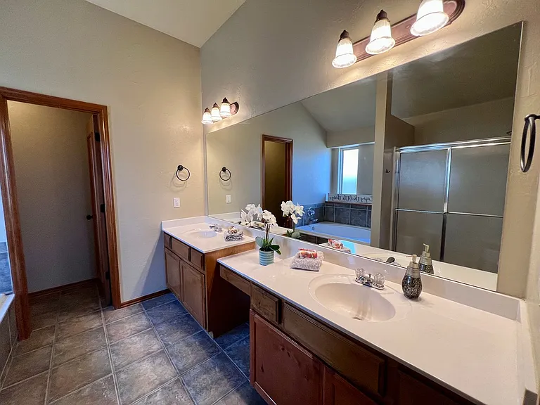 617 Applewood St — Photo 20