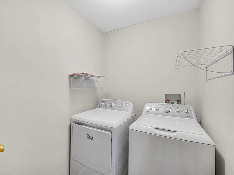 5005 Corning Ct — Photo 21