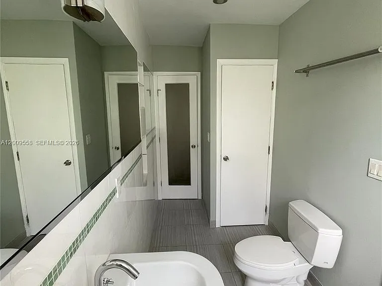 815 Euclid Ave #9 — Photo 14