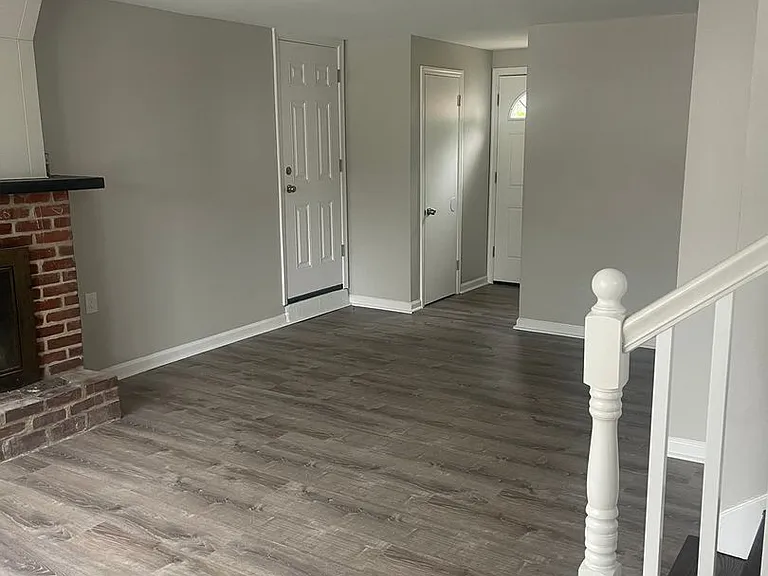 4803 Paulson Dr — Photo 3