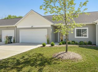 1094 Countryair Dr UNIT 2, Wayland, MI 49348