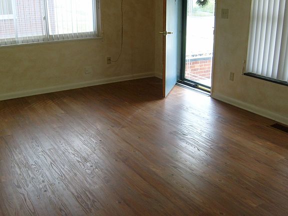 2nd image of 1745 Speice Ave