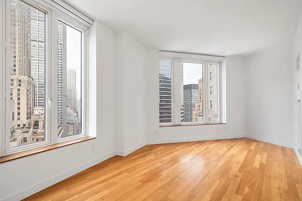 Rented by Compass | media 9