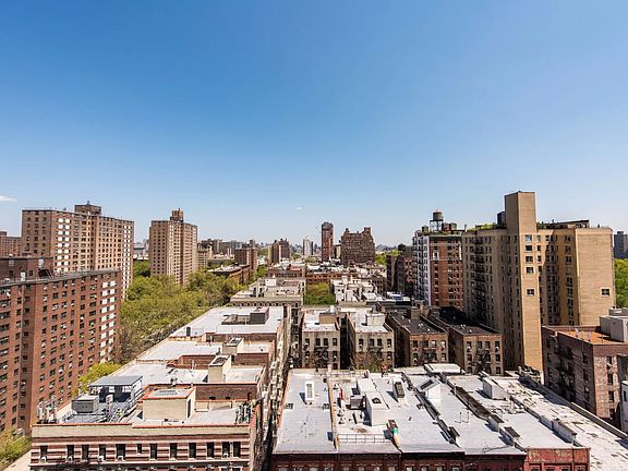 4th image of 400 Central Park W APT 20G