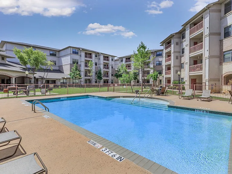 Amelia Parc — Photo 24