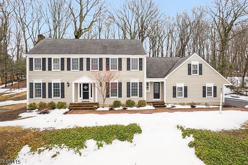 1st image of 12 Waldon Rd