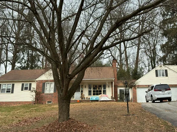 2409 Longview Dr, Coatesville, PA 19320