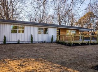 1751 N Wheeler Ave, Fayetteville, AR 72703