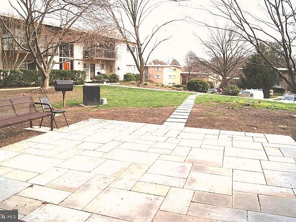 2nd image of 4951 Americana Dr APT 207