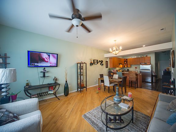 2nd image of 2657 W Warren Blvd