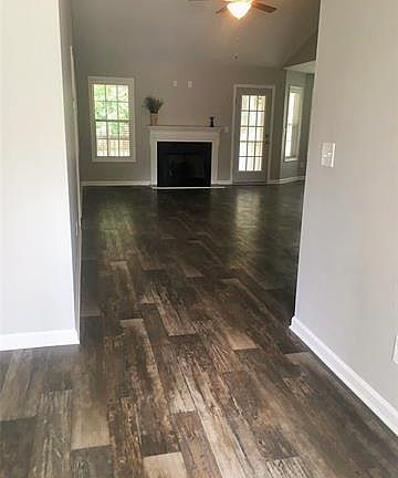 4th image of 112 Bennington Dr