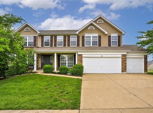 41 Shadow Trace Ct, Wentzville, MO 63385
