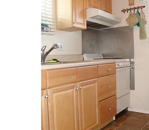 5th image of 5166 Panorama Dr NE