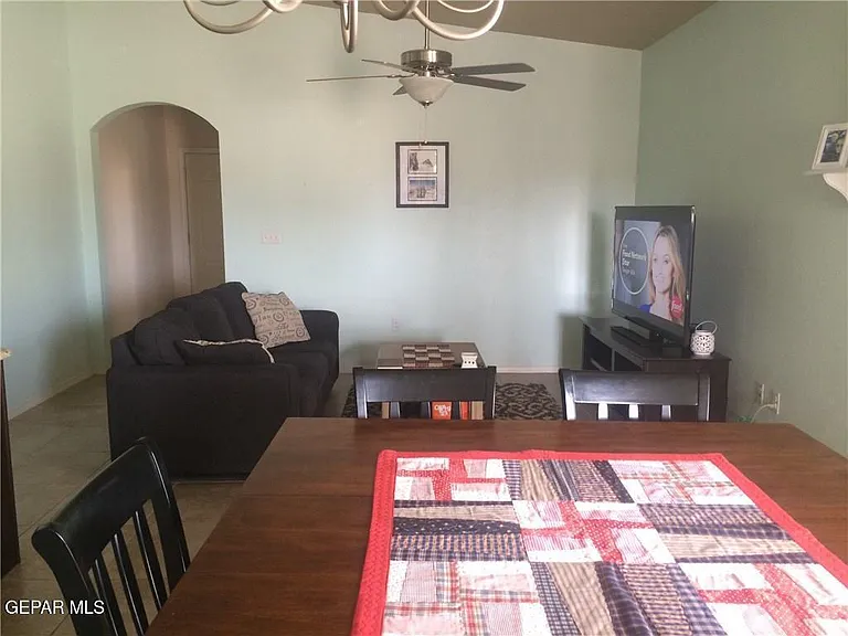 7008 Faxon Dr — Photo 23