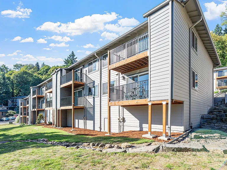 Cascade Vista — Photo 42