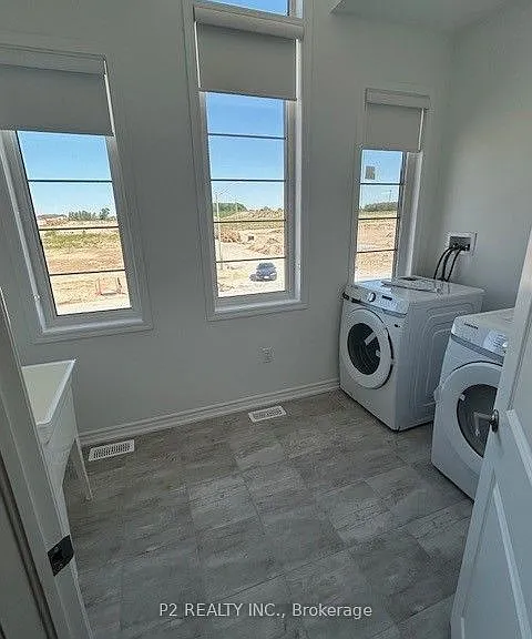 384 Madelaine Dr — Photo 24
