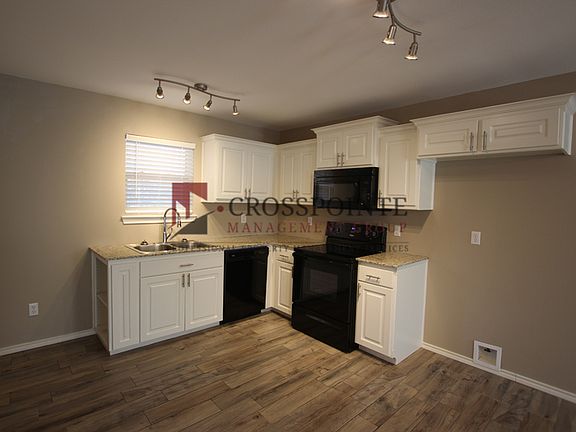 5th image of 1238 Brad Cir #A