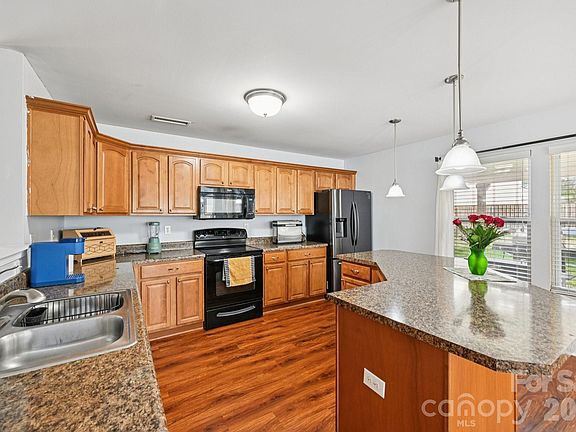 2nd image of 104 Emily Crest Ln