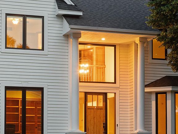 3rd image of 6699 Mulberry Cir E
