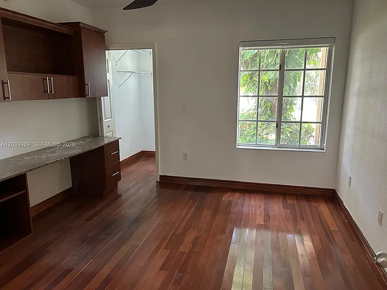 2516 Centergate Dr #102 — Photo 18