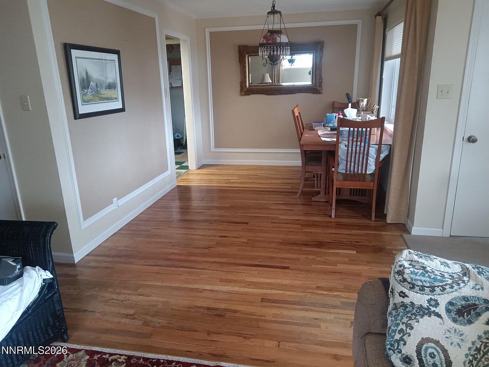 2nd image of 230 Annapolis Ave