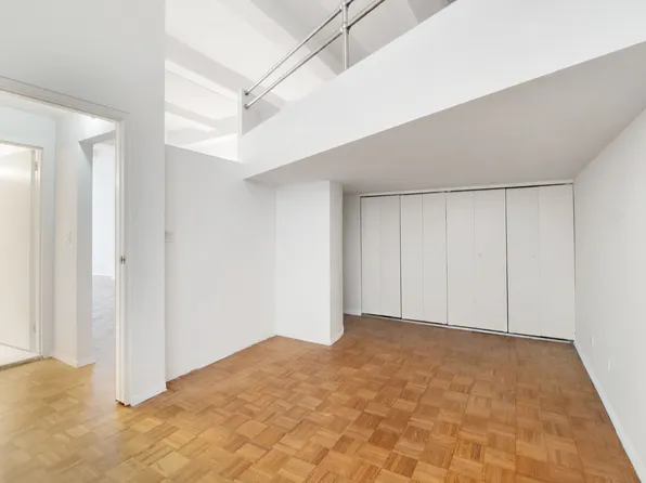 1255 5th Avenue image 7 of 16