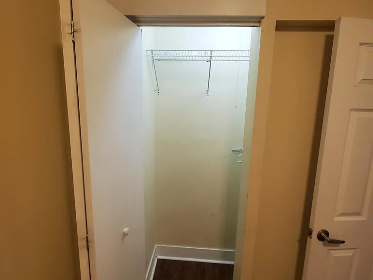 1651 W 19th St #1 — Photo 14