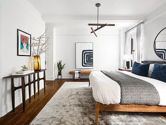 5th image of 825 W End Ave #4-F