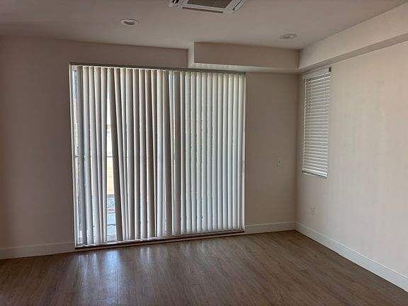3rd image of 2312 S Delaware St Unit 1