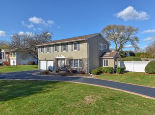 11 Shelby Rd, East Northport, NY 11731