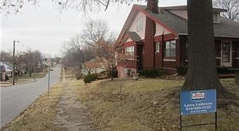 3rd image of 400 N Eubank Ave