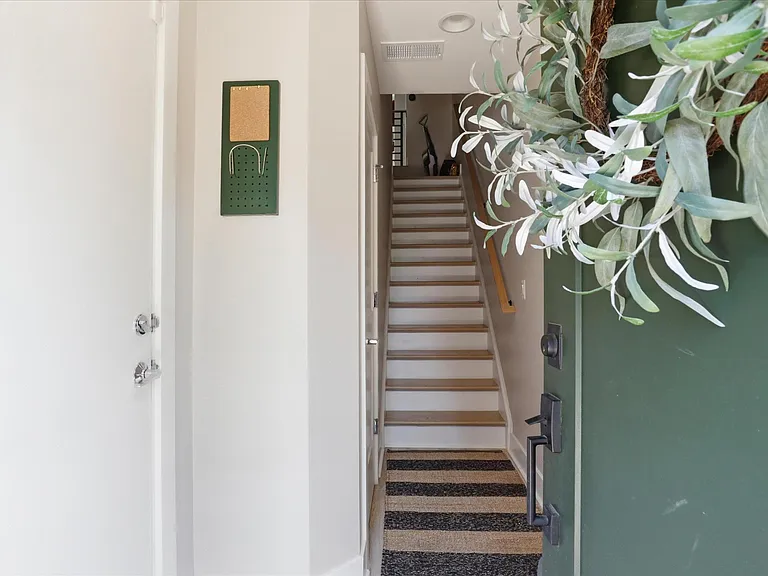 7356 Blade Dr — Photo 4