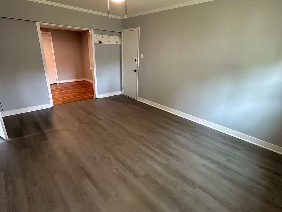 Family room or Br 4