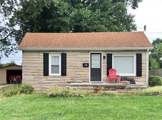 805 Walnut St, Hope, IN 47246